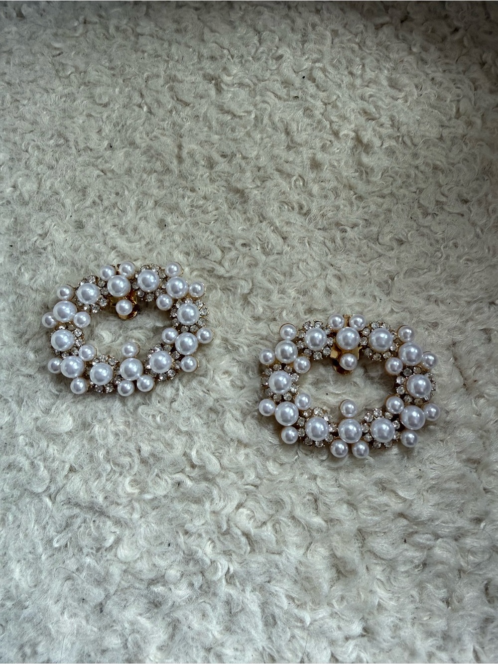3/$20. Pearl Cluster Shoe Clips - Gold Tone